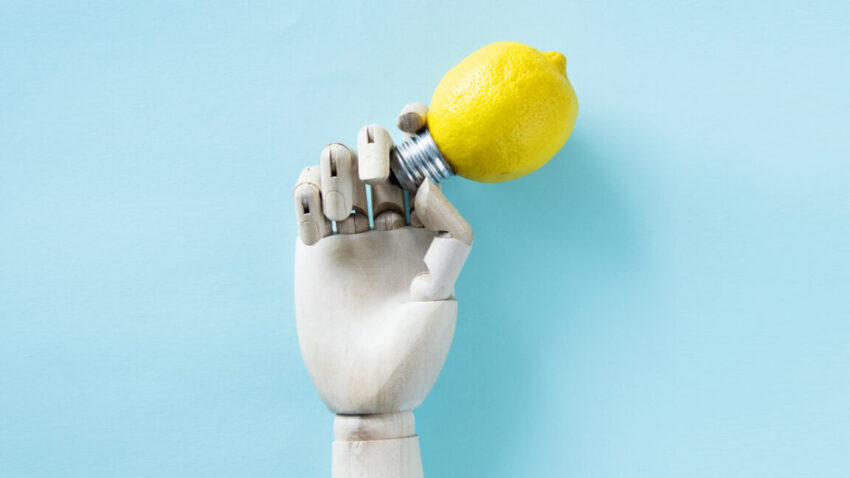 robot hand lemon 1152x648