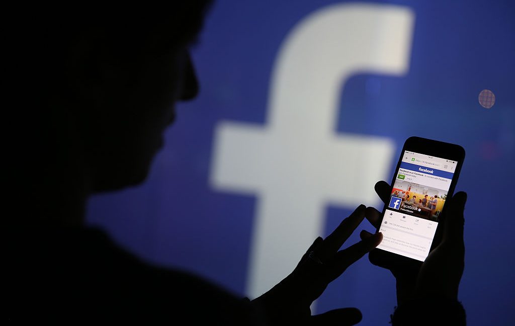 Facebook.accounts